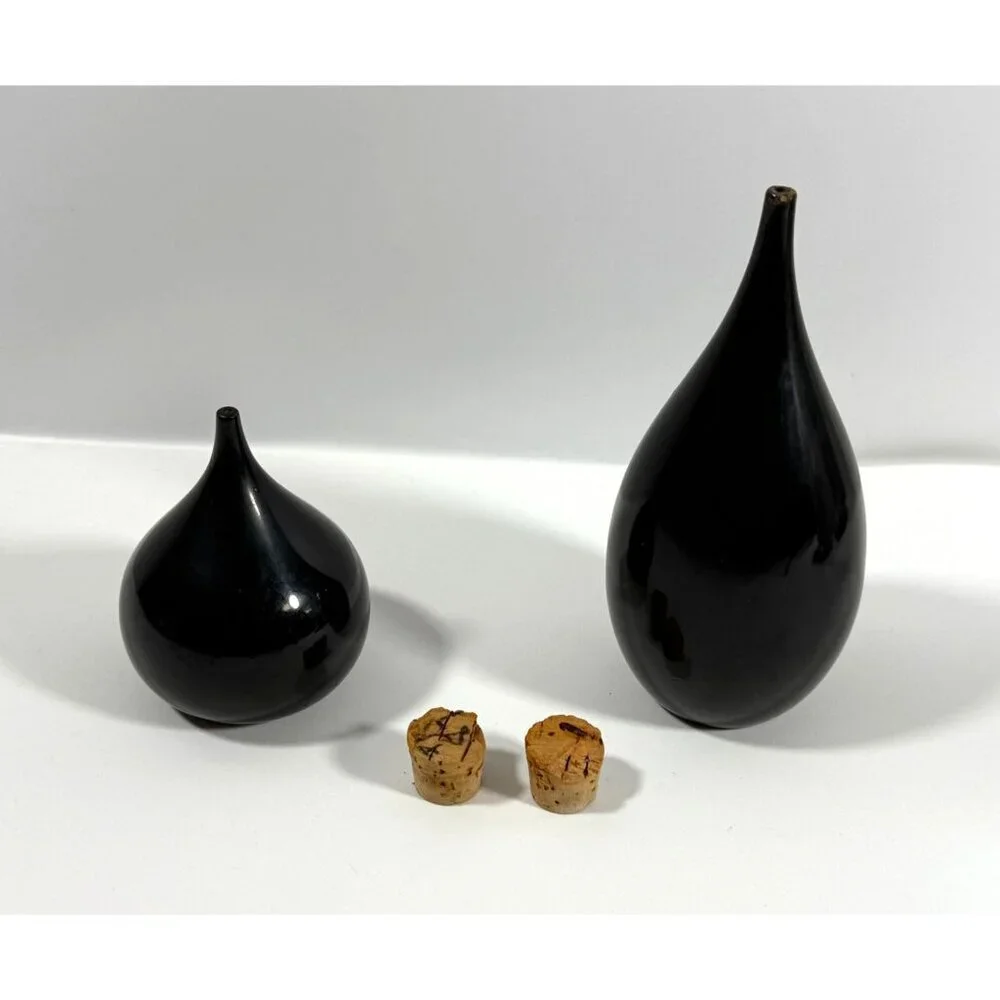 Mid Century Takahashi Black Lacquered Teardrop Salt & Pepper Shakers Japan FLAWS